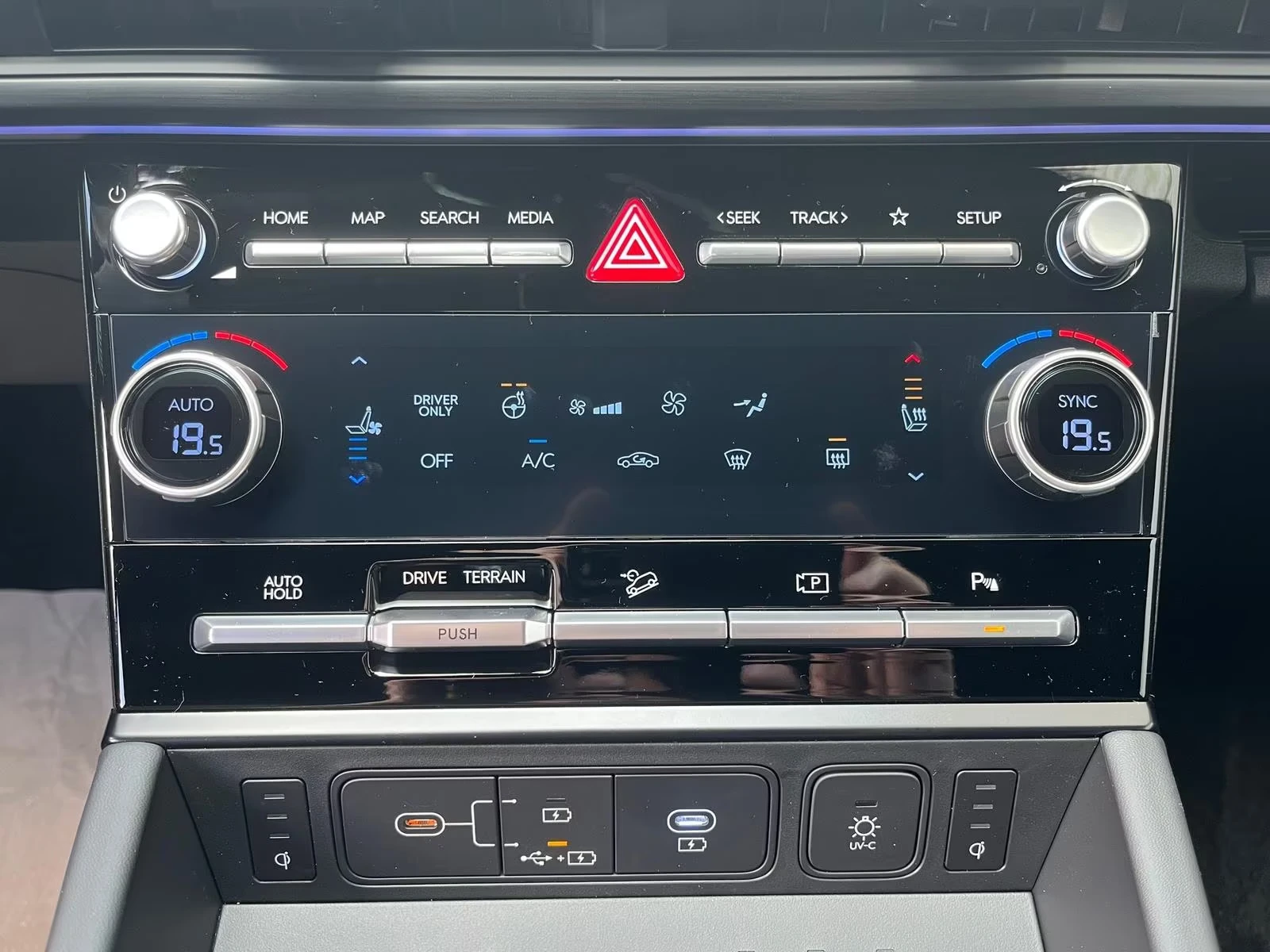 Hyundai Santa fe НОВ!/239HP/4x4/SIGNATURE BLK/ИЗБОР ЦВЯТ/360/289h, снимка 13 - Автомобили и джипове - 55220089