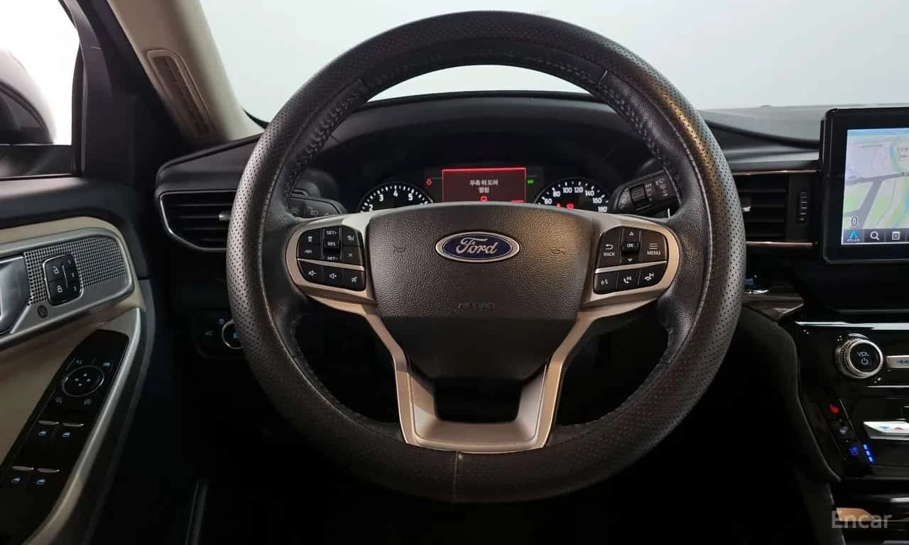 Ford Explorer * 2.3 LimIted 4WD * ОПЦИЯ ЗА ФИНАНСИРАНЕ, снимка 13 - Автомобили и джипове - 55619624
