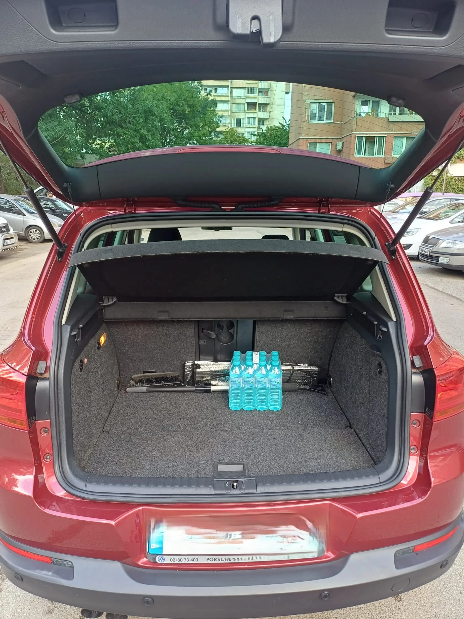 VW Tiguan Sport 2.0 TDI 4MOTION DSG7, снимка 2 - Автомобили и джипове - 56074767