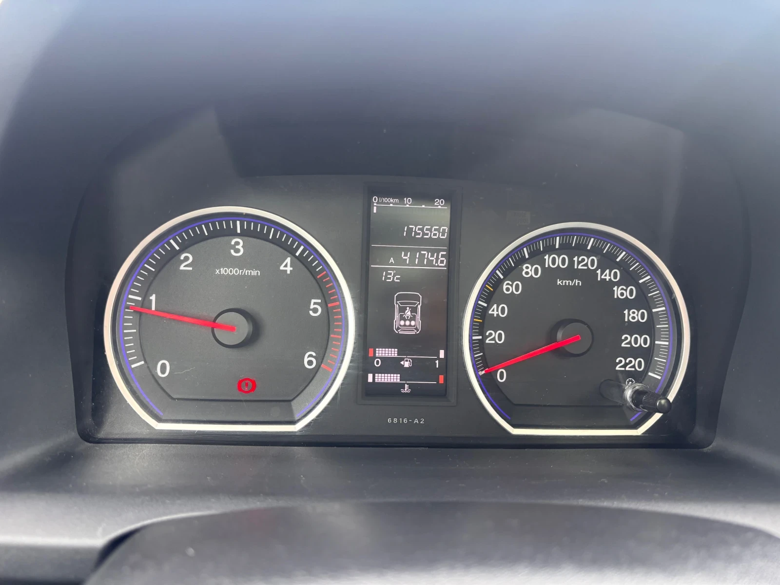 Honda Cr-v 2.2 I-CTDI, снимка 8 - Автомобили и джипове - 56570236