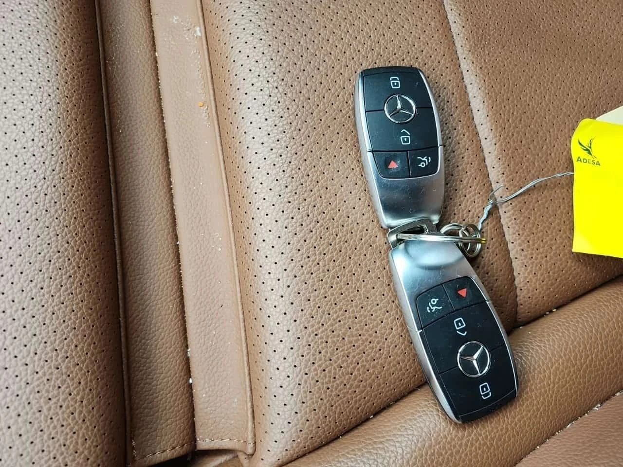 Mercedes-Benz GLC 300, снимка 9 - Автомобили и джипове - 56718011