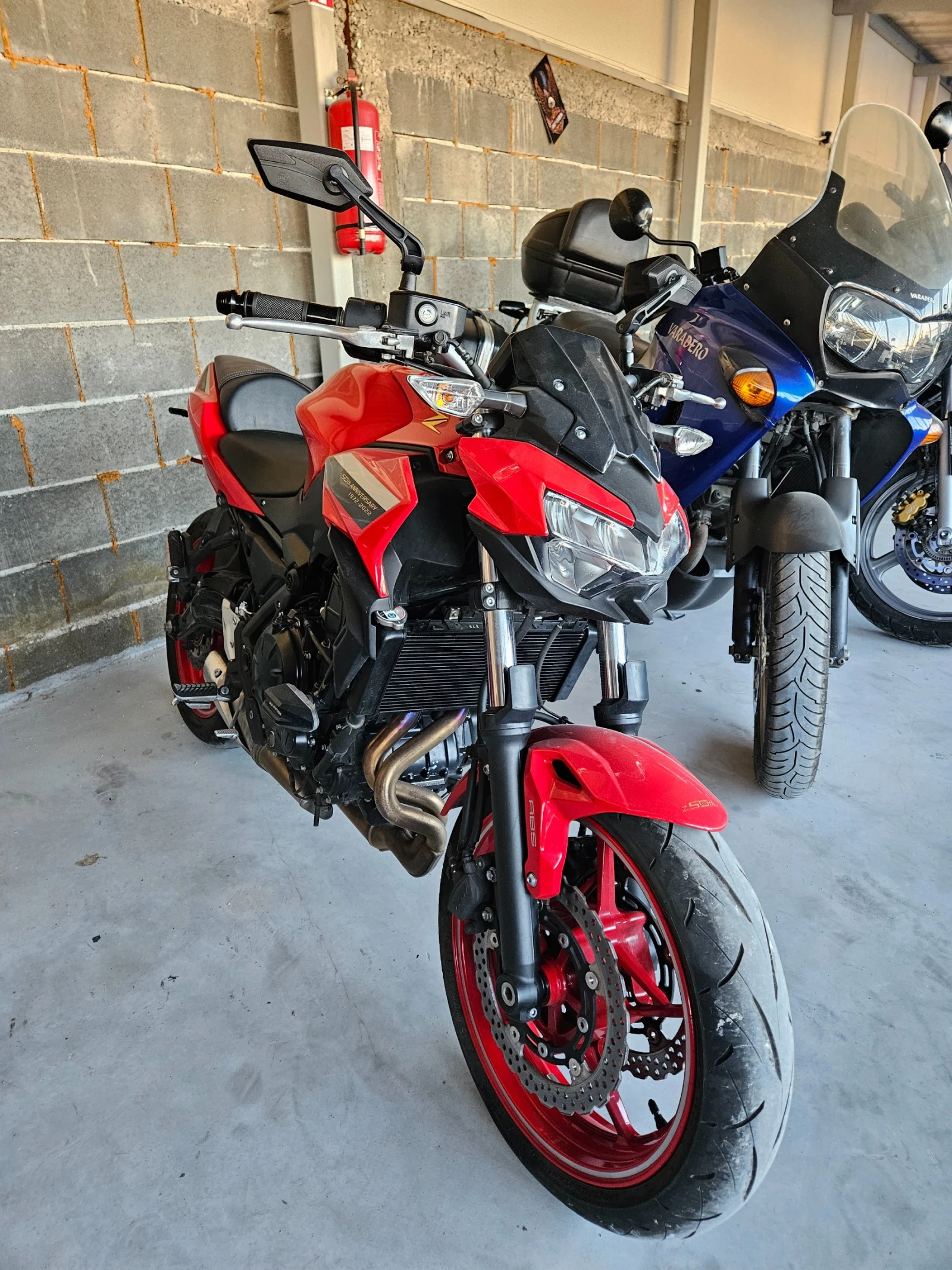 Kawasaki Z 35kw АБС Лизинг Бартер , снимка 1