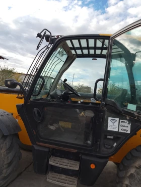Телескопични товарачи JCB 540-140, снимка 9
