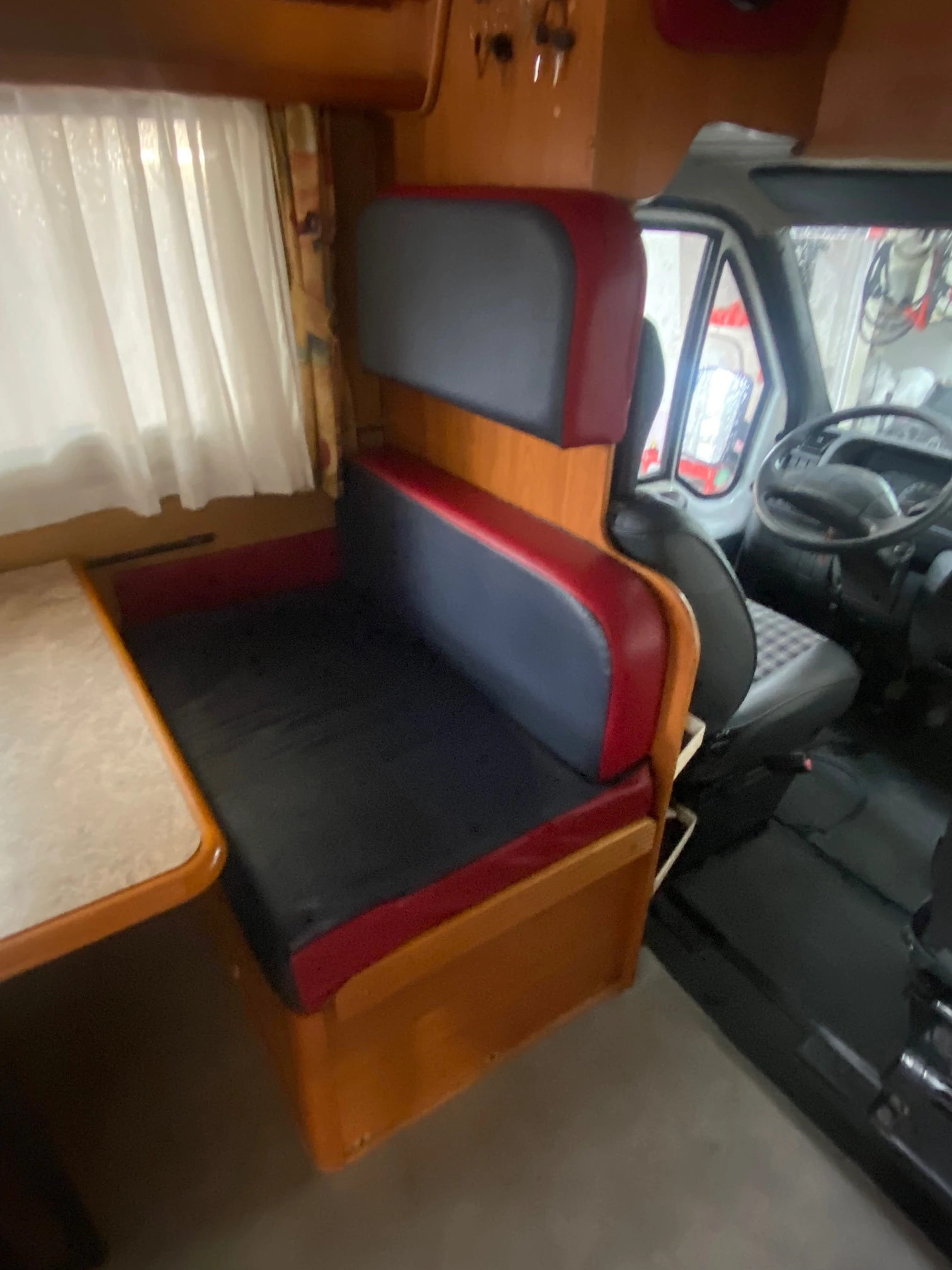 Кемпер Pilote Ducato 14 2.5TD + KЛИМАТИК - изображение 7