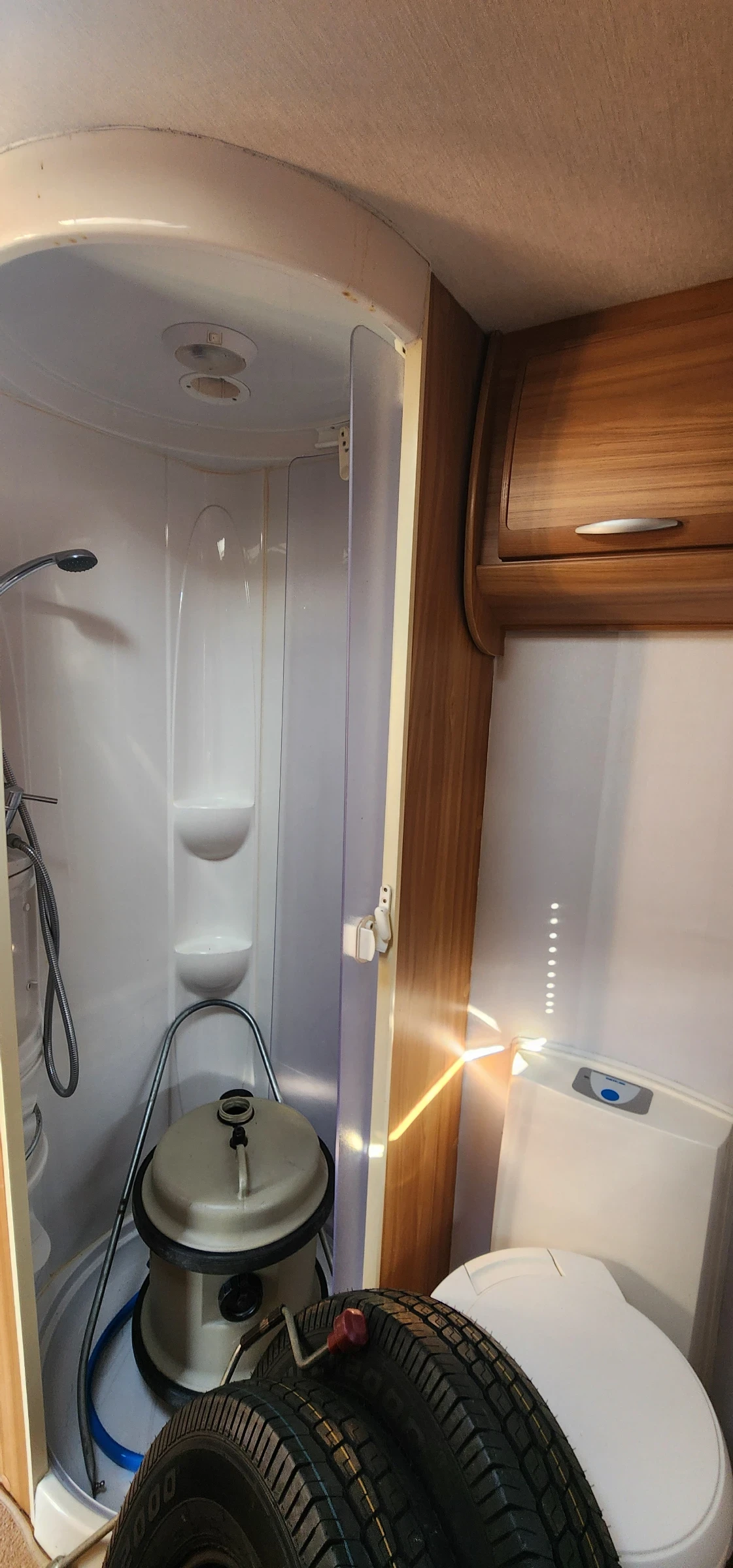 Каравана Други Lunar Clubman  - изображение 10