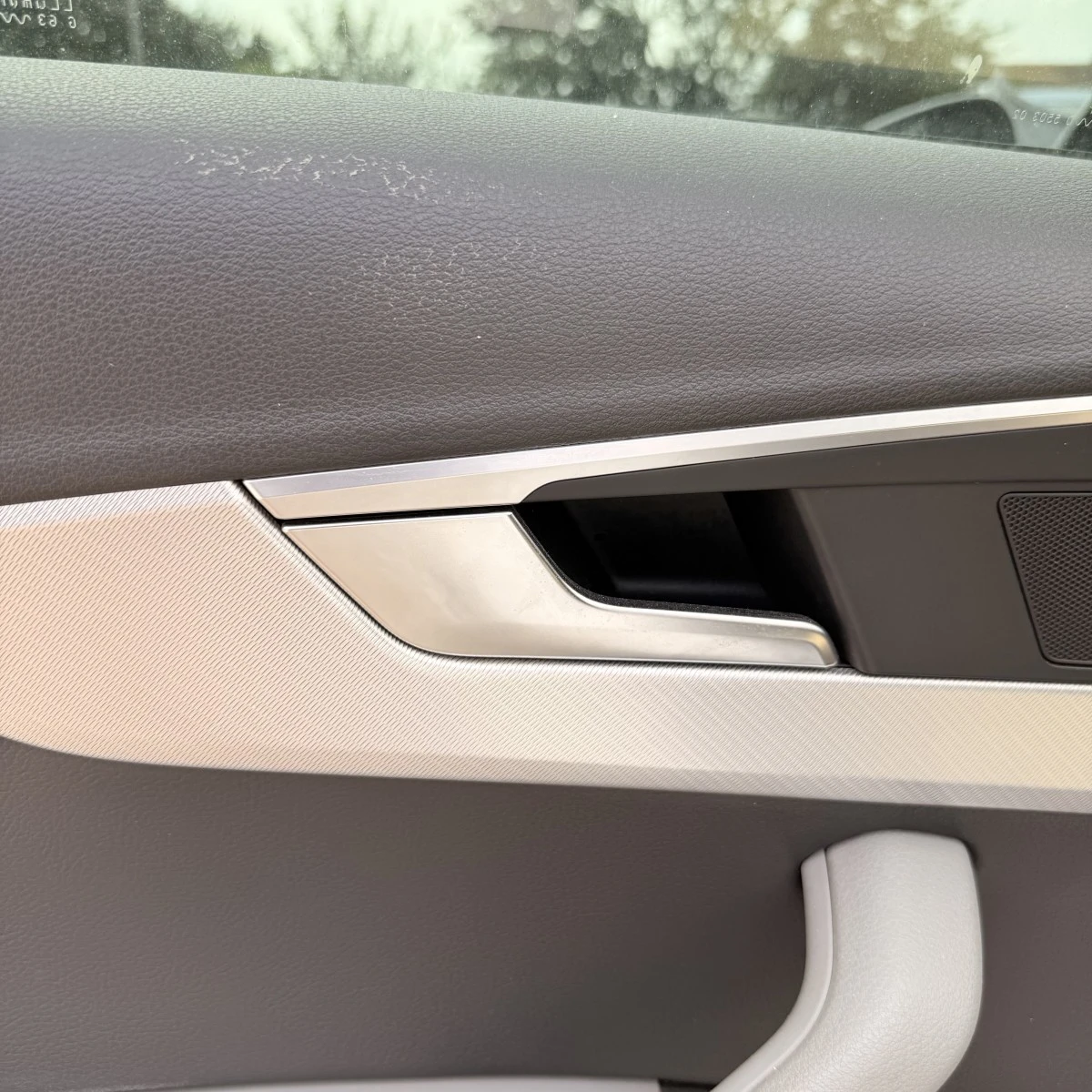 ����� ���� �������� ������ Audi E-Tron 4ke 8W0839225A | Mobile.bg � ����������� 1