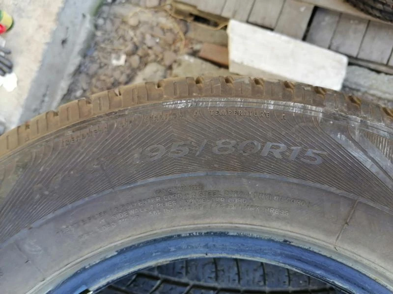 Гуми Летни 195/80R15, снимка 8 - Гуми и джанти - 29600776