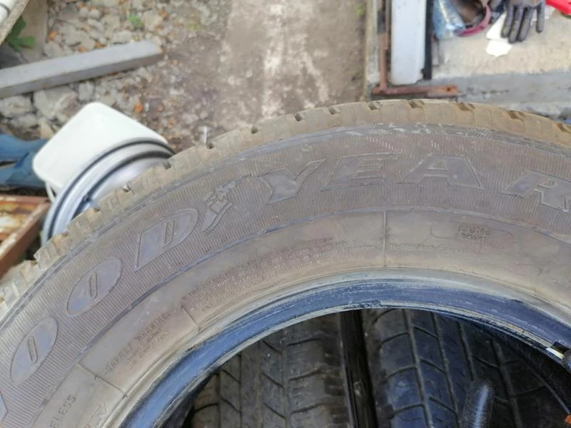 Гуми Летни 195/80R15, снимка 7 - Гуми и джанти - 29600776