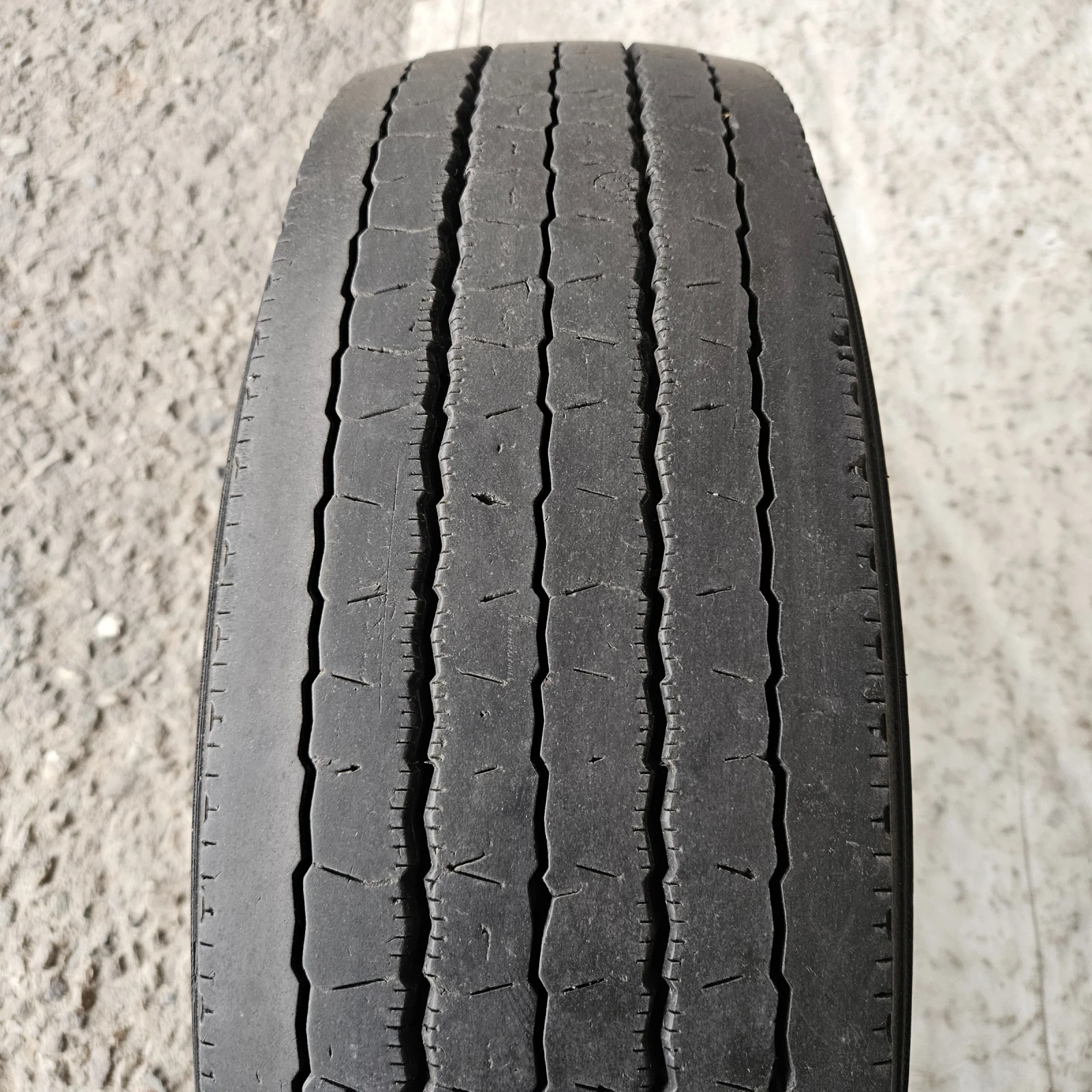 ���� 225/75R17.5 | Mobile.bg � ����������� 2