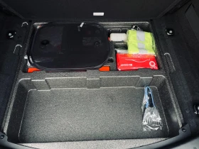 Jaguar E-pace D150/AWD/Automatic/Navi, снимка 14