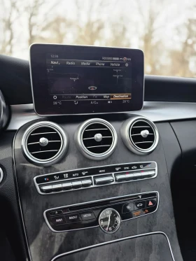 Mercedes-Benz C 300 AMG-pkg* 4M* Подгрев* Пано* Keyless* 360View* , снимка 13