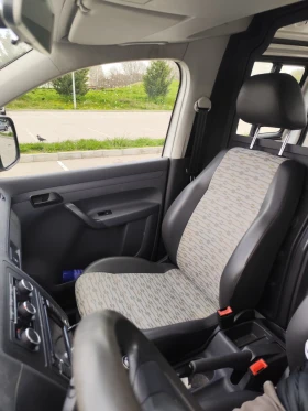 VW Caddy 1.6tdi navi товарен - 6000 € / 11734.98 лв. - 61757115 13