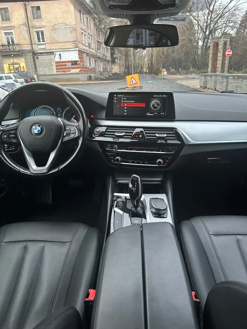 BMW 520 G30, снимка 6 - Автомобили и джипове - 48652042