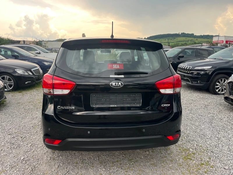 Kia Carens 1.7CRDI 141 h.km, снимка 5 - Автомобили и джипове - 50574596