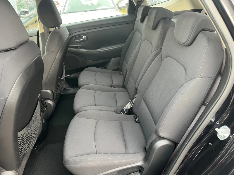 Kia Carens 1.7CRDI 141 h.km, снимка 8 - Автомобили и джипове - 50574596