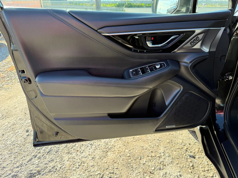 Subaru Outback 2.5 i Германия, снимка 6 - Автомобили и джипове - 52323019