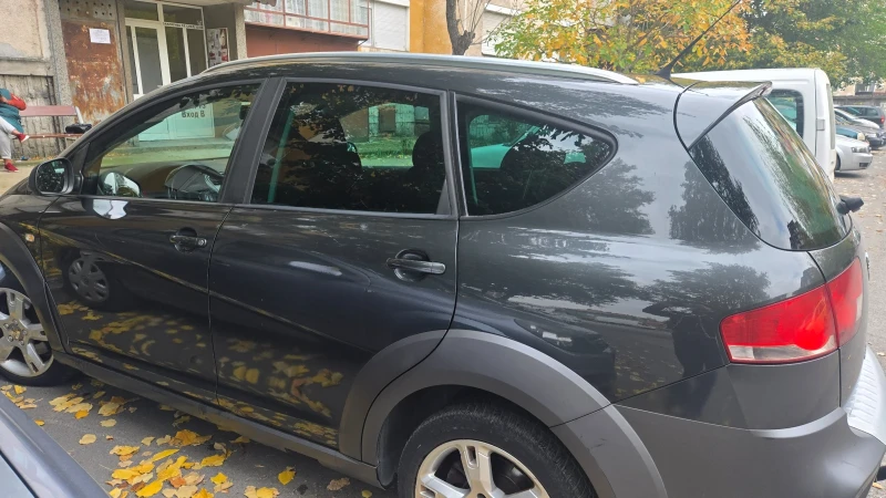 Seat Altea, снимка 5 - Автомобили и джипове - 52726585