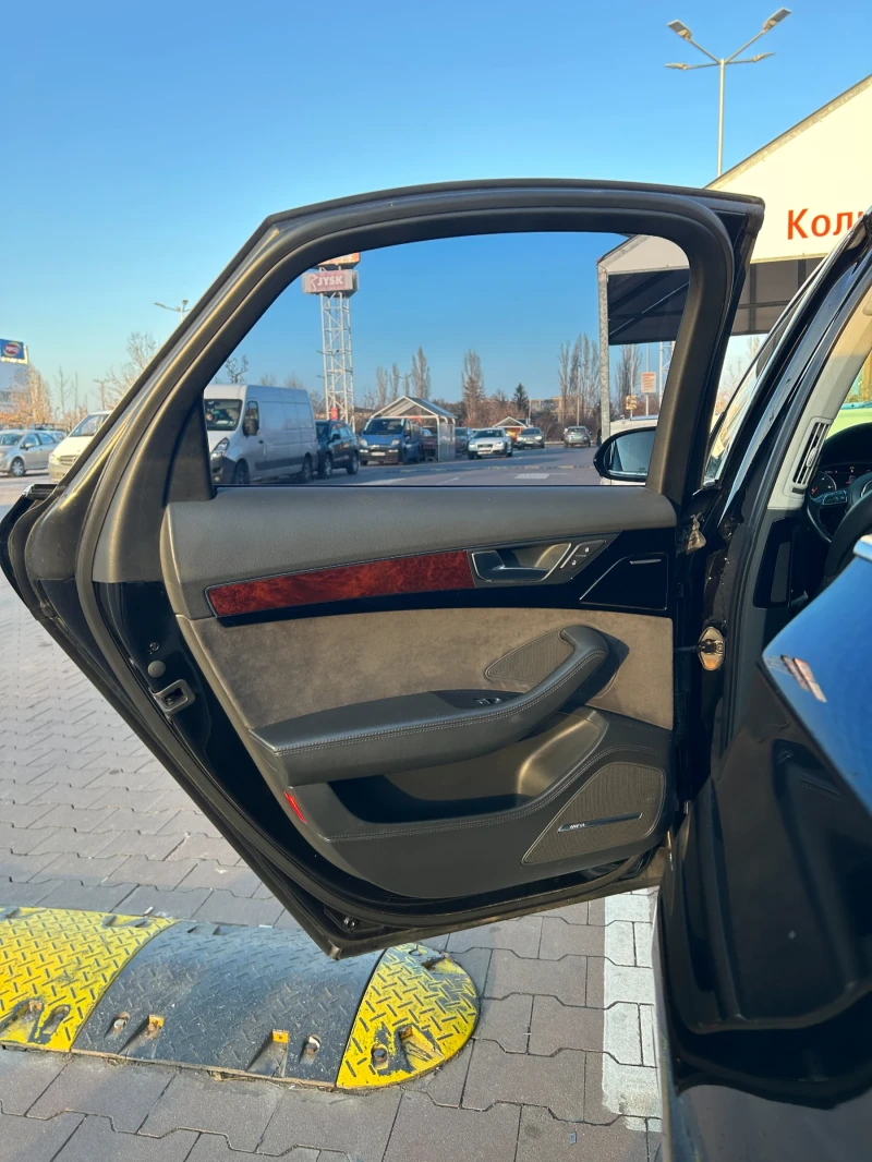Audi A8, снимка 16 - Автомобили и джипове - 53026936