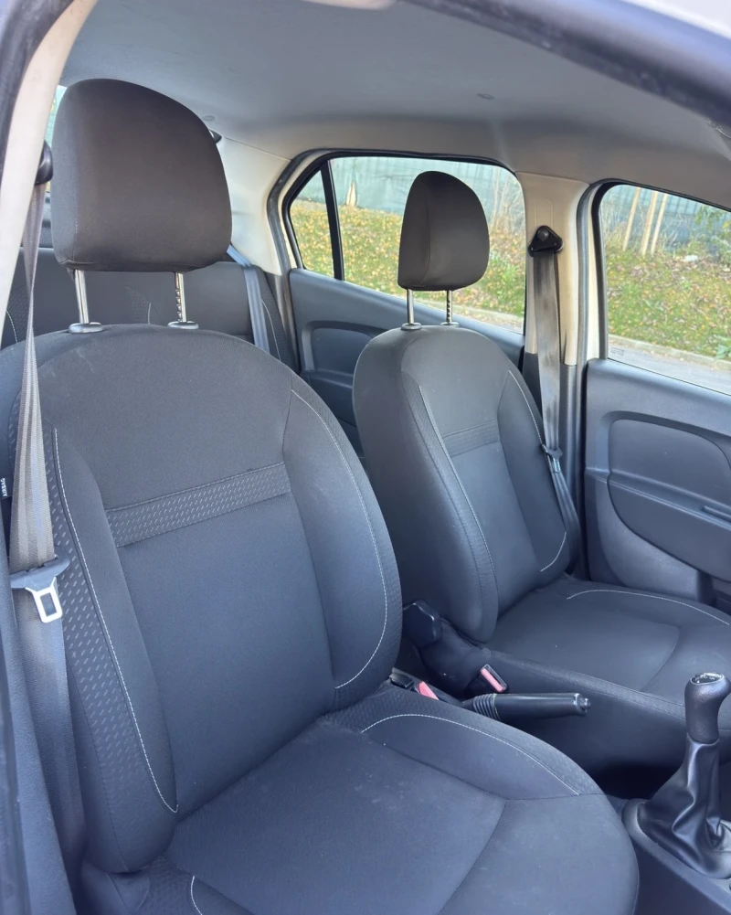 Dacia Logan 1.0 Газ, снимка 9 - Автомобили и джипове - 52798472