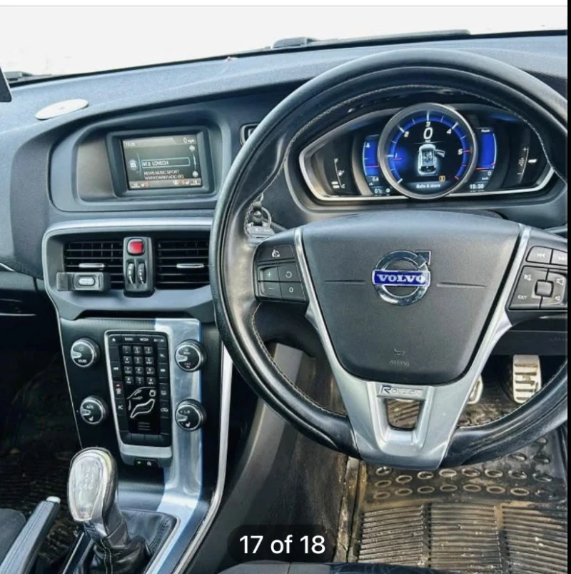 Volvo V40 Продавам на части Volvo V40 R-Design, модел 2013 г, снимка 5 - Автомобили и джипове - 53414053