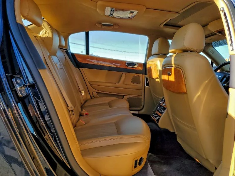 Bentley Flying Spur 6.0L* W12* 552HP* Кожа* NAVI* Подгрев* Памет*  - изображение 10