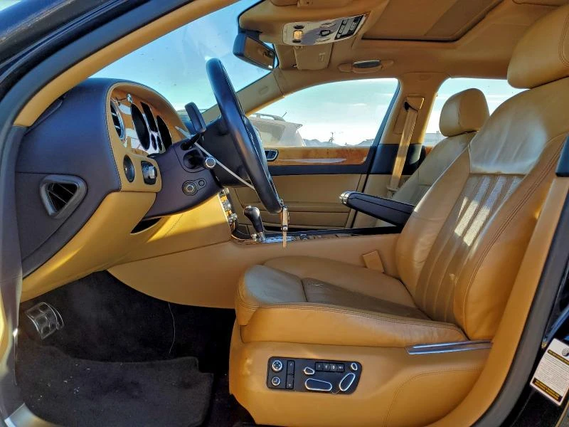 Bentley Flying Spur 6.0L* W12* 552HP* Кожа* NAVI* Подгрев* Памет*  - изображение 7