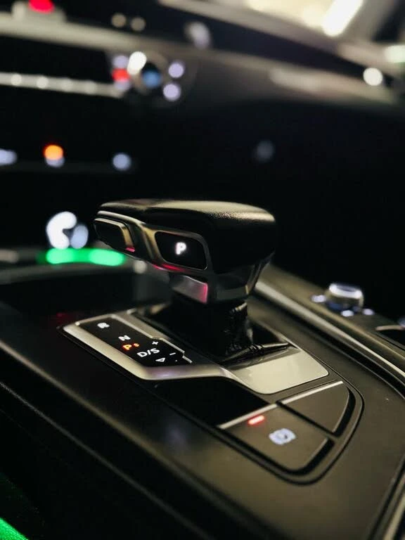 Audi A4 Quattro* Technik* АвтоКредит* (ЦЕНА ДО БГ), снимка 13 - Автомобили и джипове - 53576921