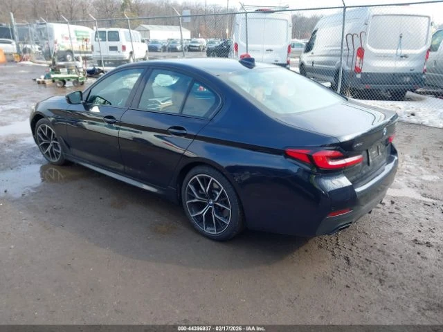 BMW 530 XDRIVE* MPACKAGE* Keyless* Premium audio* PANO* Me, снимка 7 - Автомобили и джипове - 53861647