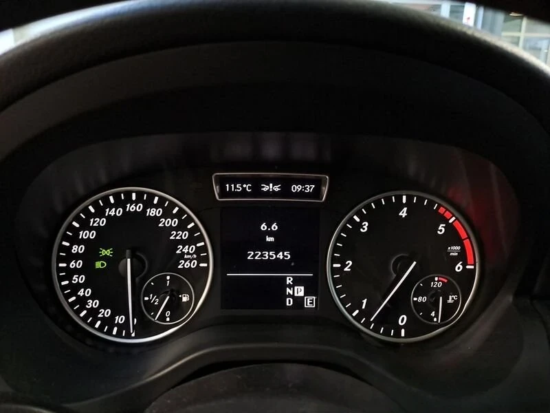 Mercedes-Benz A 180 * ���������* 2014�*  | Mobile.bg � ����������� 8