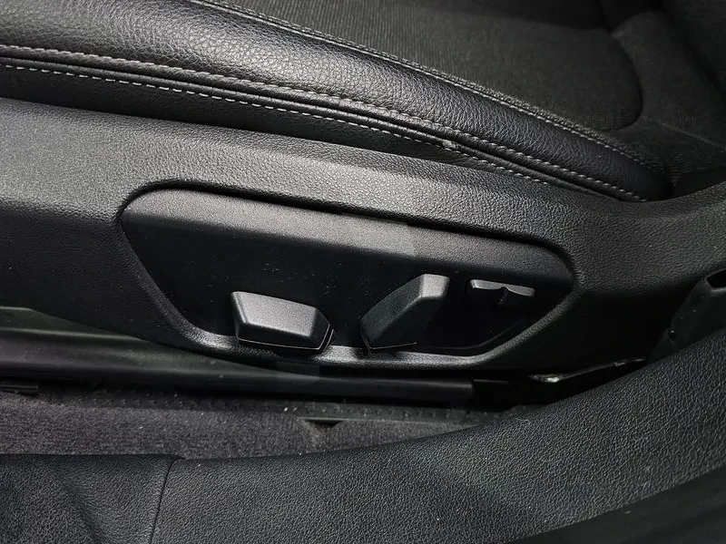 BMW 118 D JOY, снимка 17 - Автомобили и джипове - 55789949