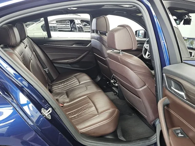 BMW 530 (G30) 530I M Sports Plus, снимка 12 - Автомобили и джипове - 56114770