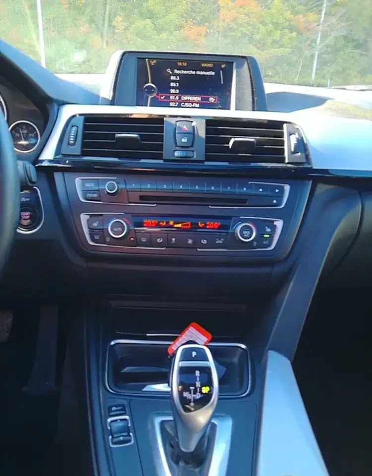 BMW 335 * X-DRIVE* M-PACK* �������* �������* LED*  | Mobile.bg � ����������� 11