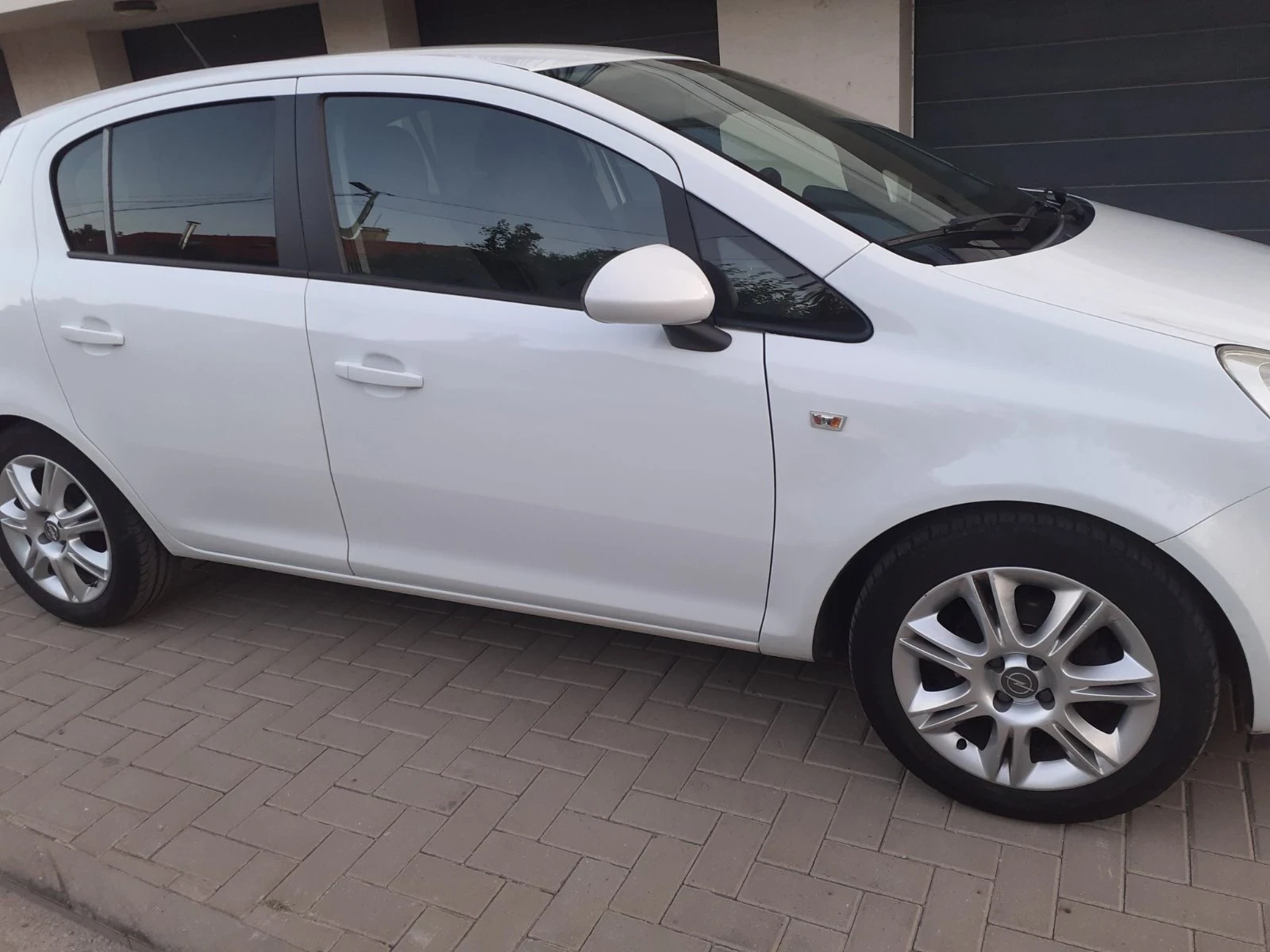 Opel Corsa 1.2 Benzin GAZ перфектна - изображение 2