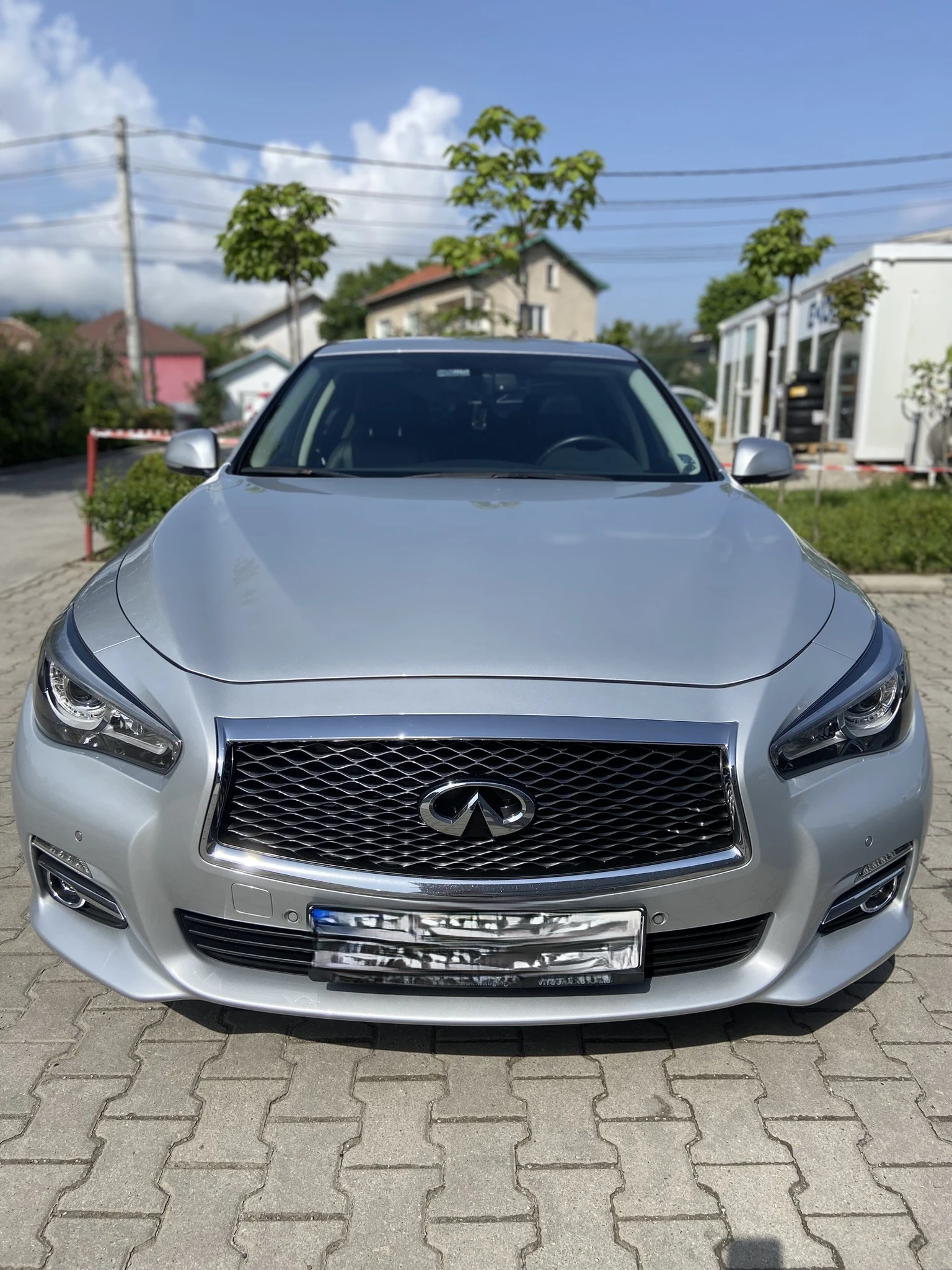 Infiniti Q50 2.2d RWD - изображение 2