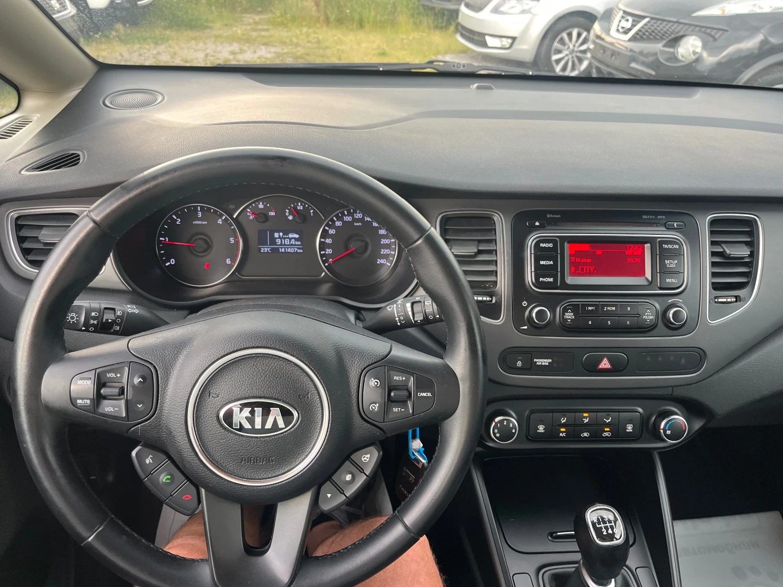 Kia Carens 1.7CRDI 141 h.km | Mobile.bg — изображение 12