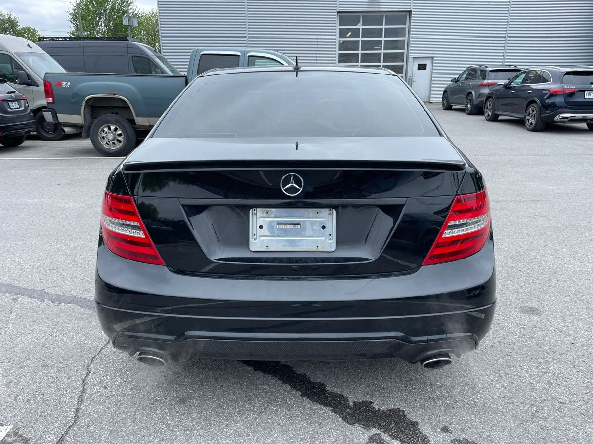 Mercedes-Benz C 300 * CARFAX* АВТОФИНАНСИРАНЕ* БЕЗ ПЪРВОНАЧАЛНА ВНОСКА - изображение 4