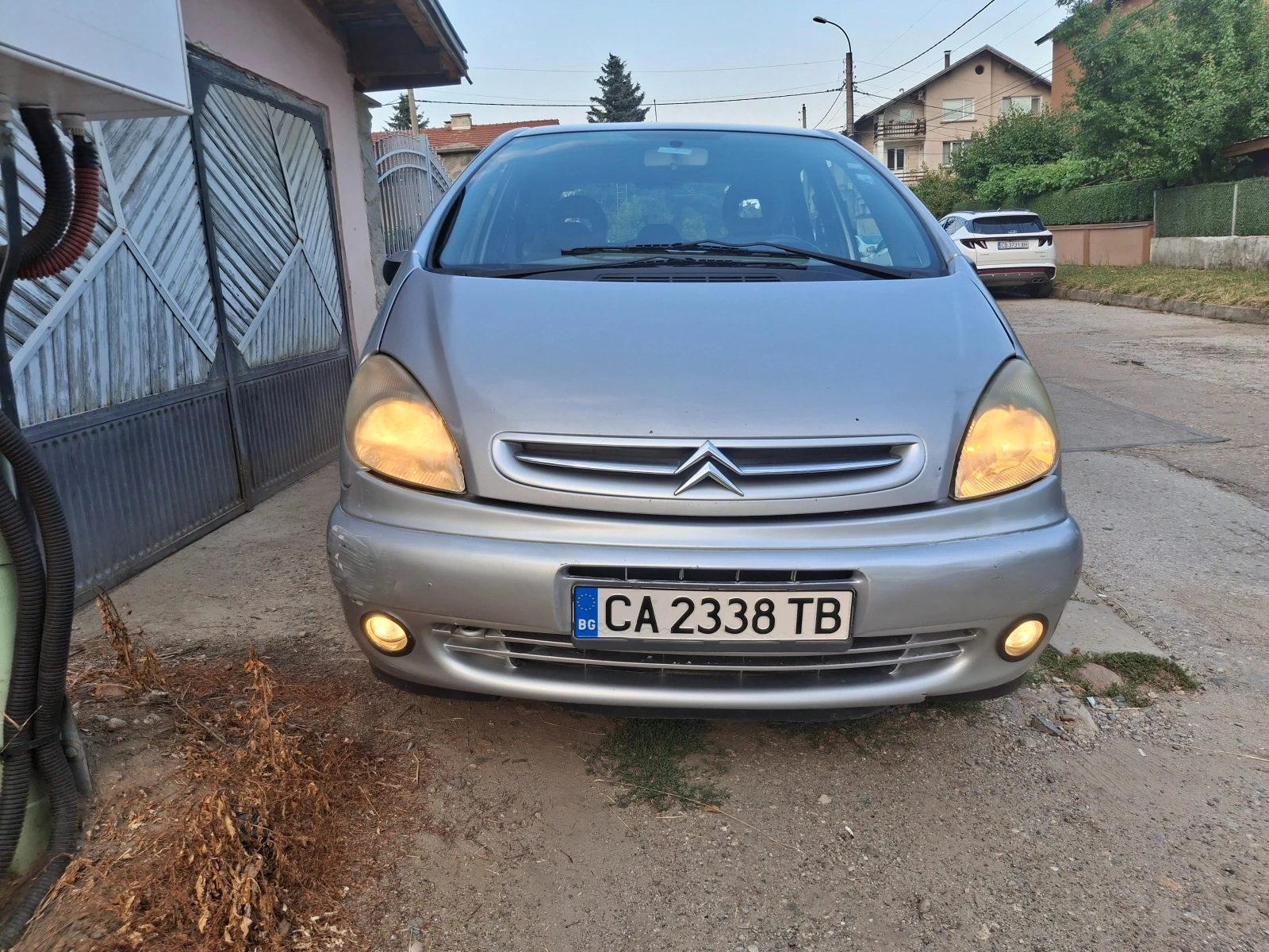 Citroen Xsara picasso 2.0 HDI, 90 к.с - изображение 2