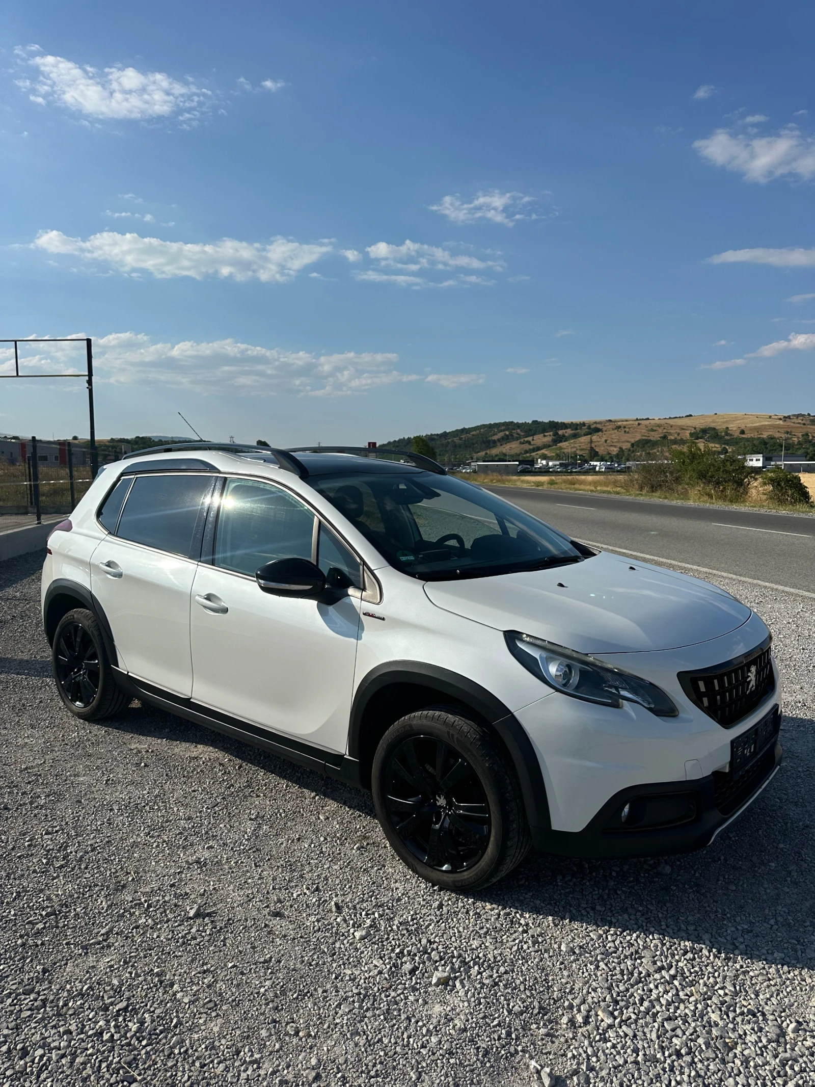 Peugeot 2008 1.2i 130hp GT LINE PANORAMA NAVI EURO 6 TUV COC - изображение 4