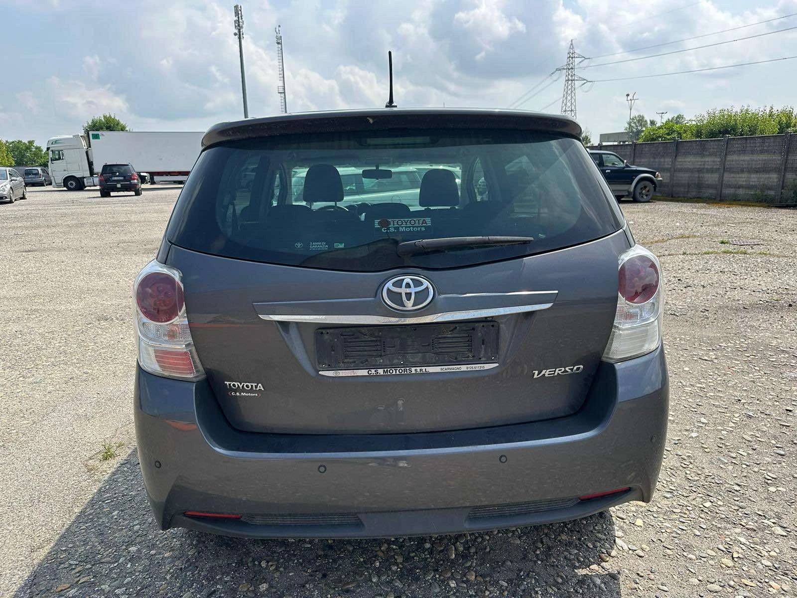 Toyota Verso  - изображение 4