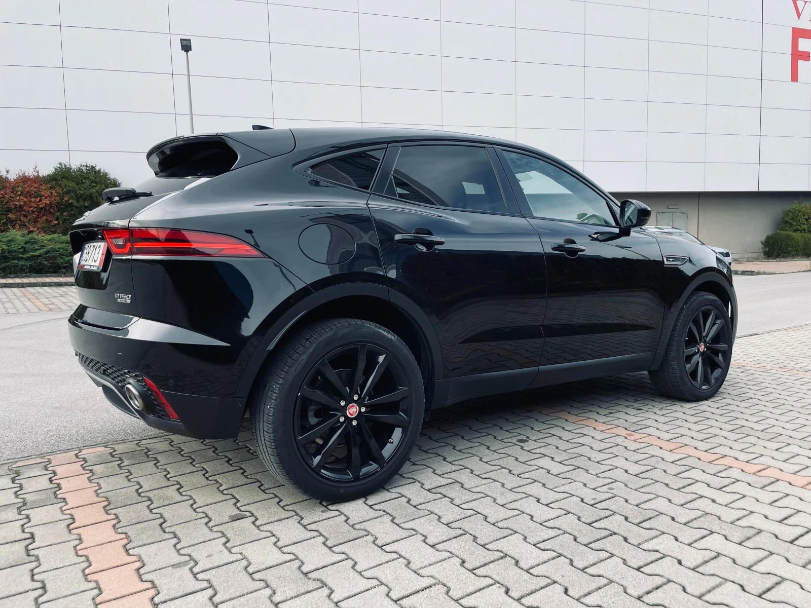 Jaguar E-pace D150/AWD/Automatic/Navi | Mobile.bg   4