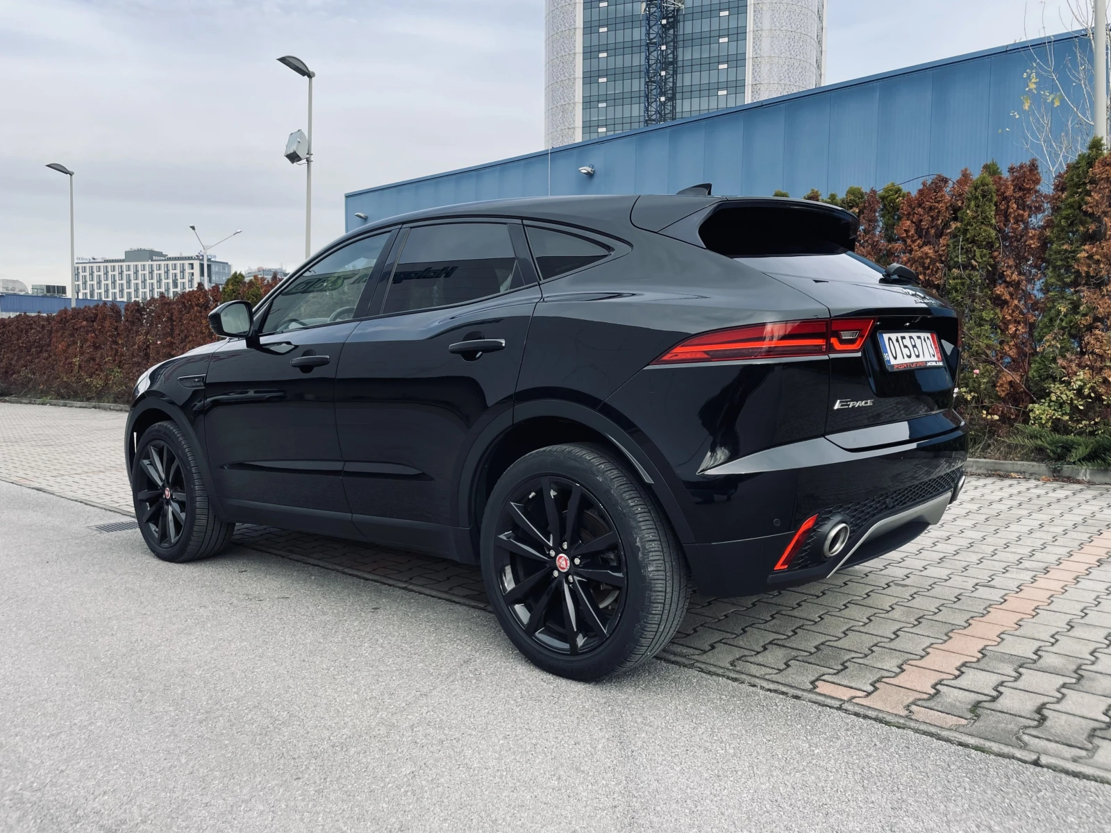 Jaguar E-pace D150/AWD/Automatic/Navi | Mobile.bg   5