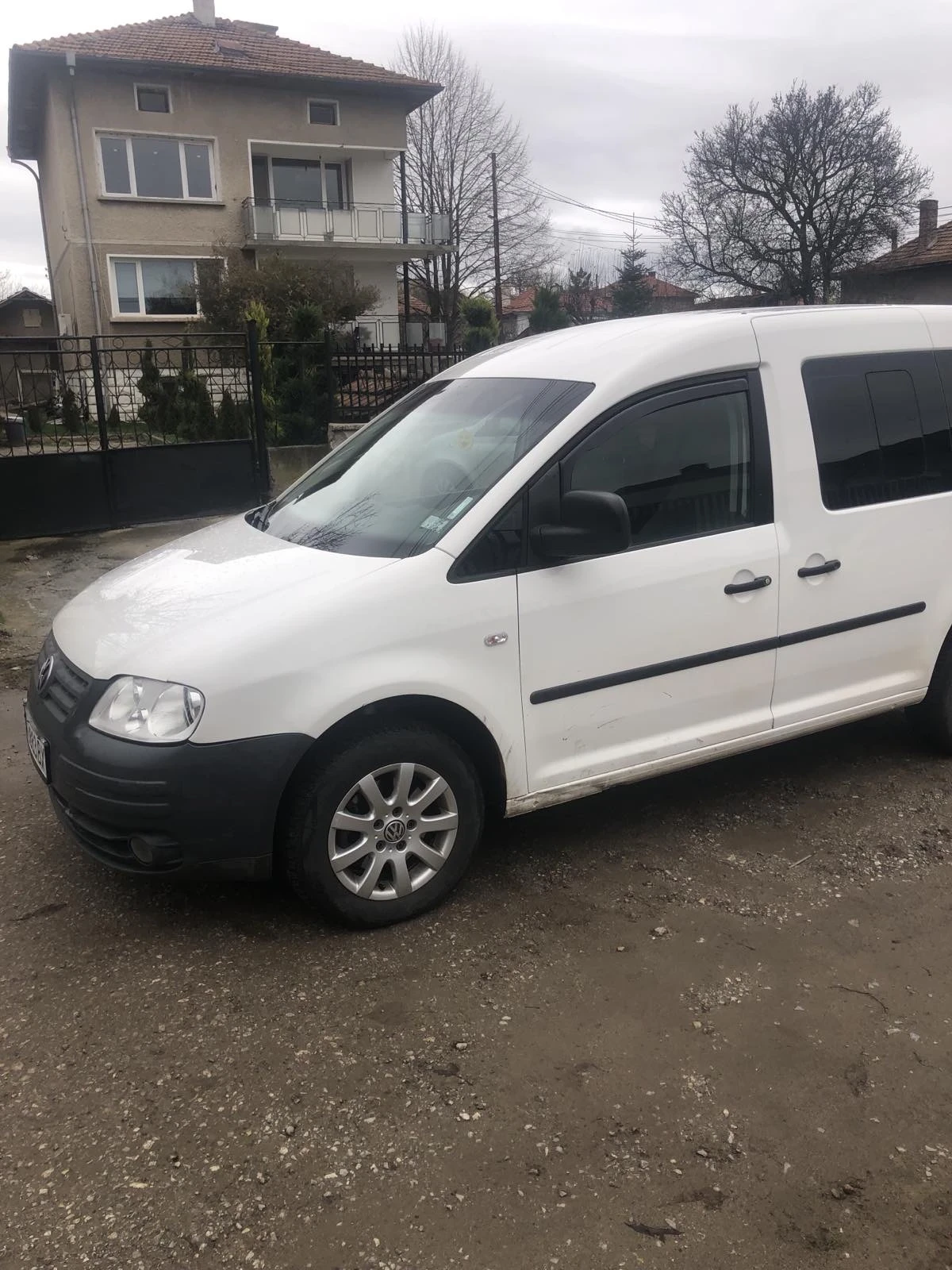 VW Caddy 1.9tdi 4х4 - изображение 2
