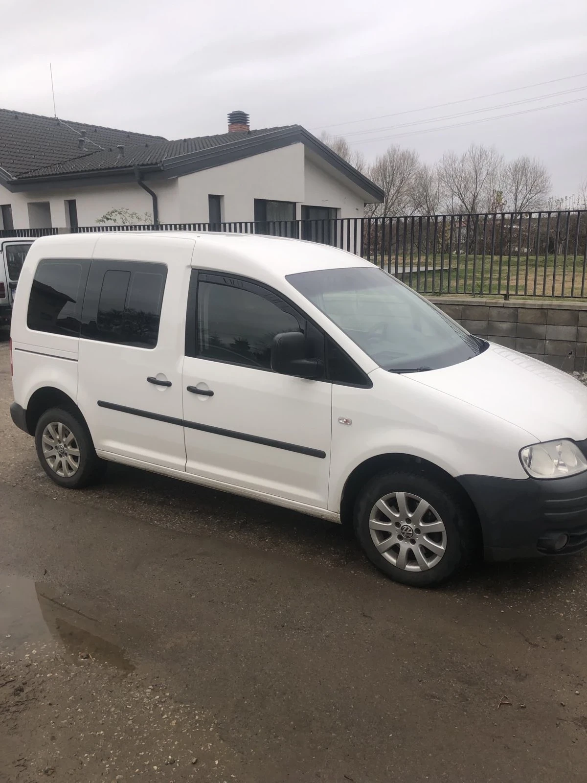 VW Caddy 1.9tdi 4х4 - изображение 3