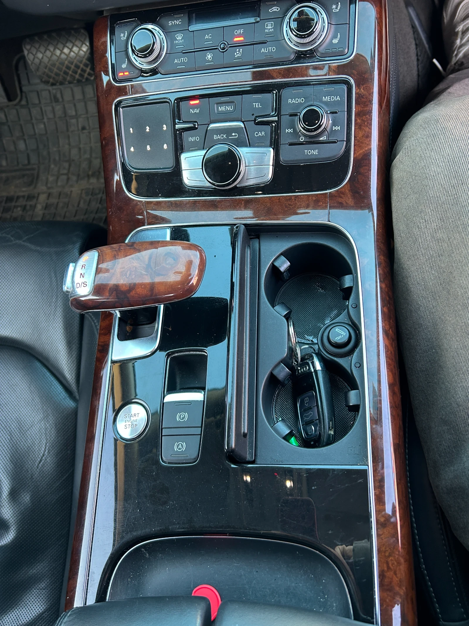 Audi A8  - изображение 4