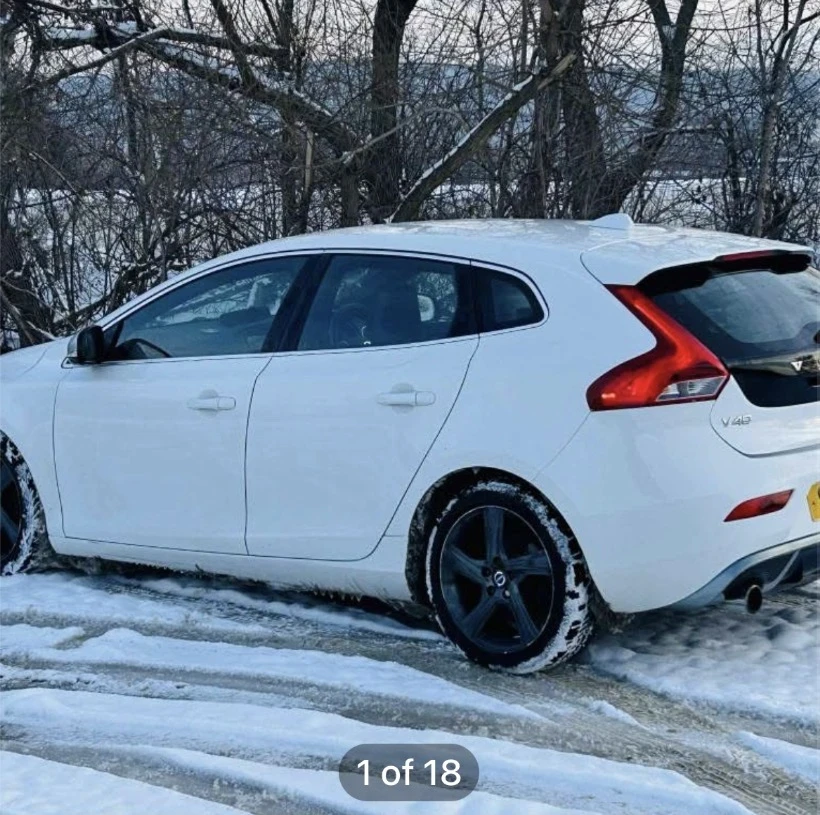 Volvo V40 Продавам на части Volvo V40 R-Design, модел 2013 г - изображение 2