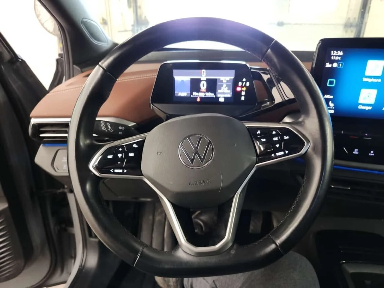 VW ID.4 * PRO * CARFAX * ��� ������������ ������ | Mobile.bg � ����������� 11