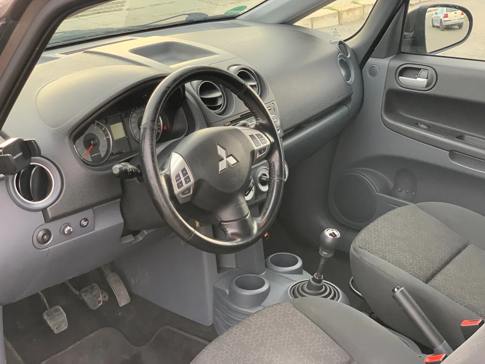 Mitsubishi Colt, снимка 10 - Автомобили и джипове - 53839384