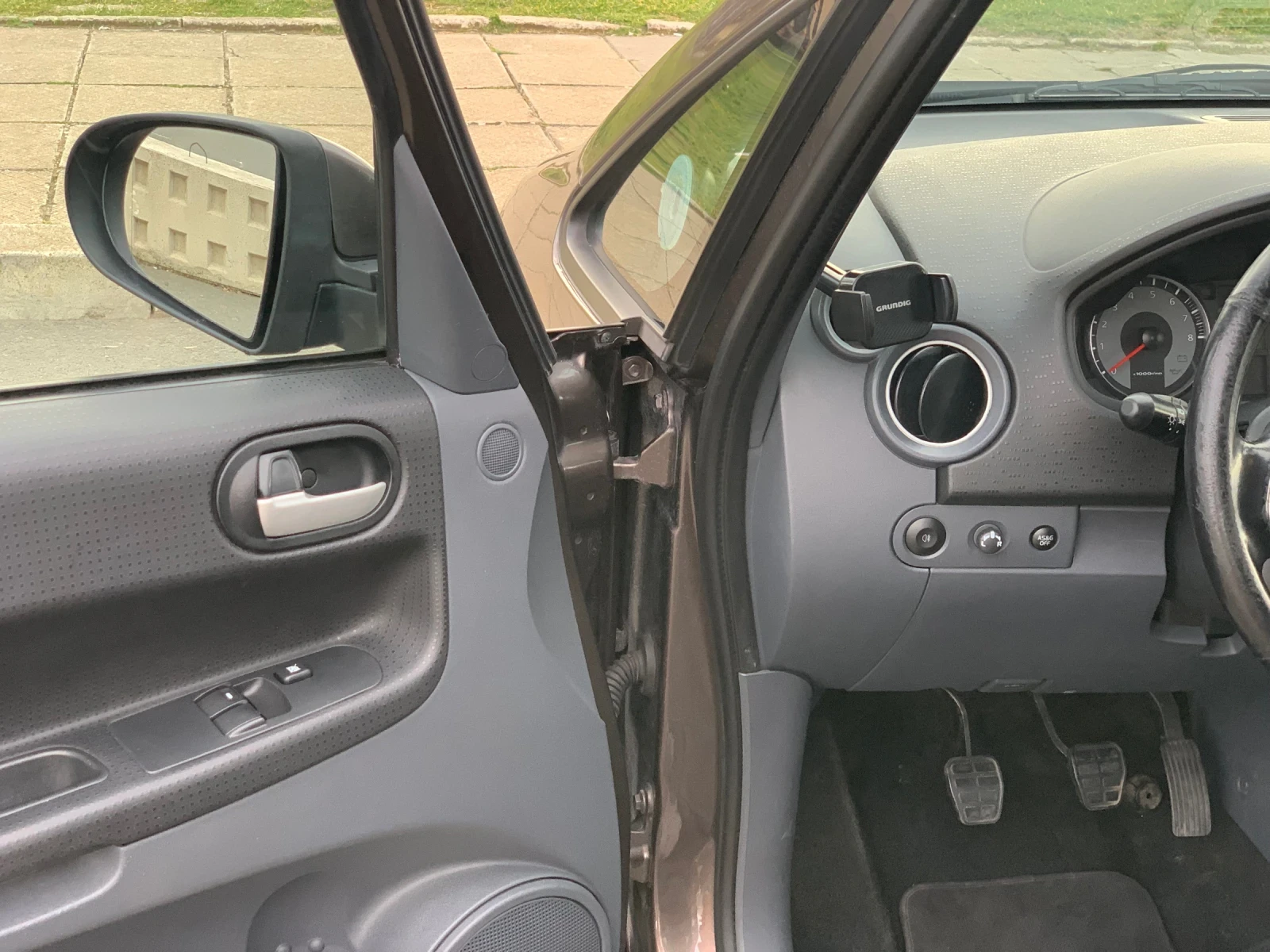 Mitsubishi Colt, снимка 11 - Автомобили и джипове - 53839384