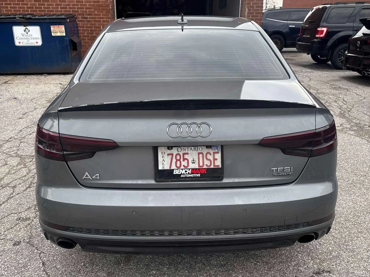 Audi A4 * Komfort * CARFAX * ПОДГРЕВИ * ПАНОРАМА * КАМЕРА , снимка 4 - Автомобили и джипове - 54214476