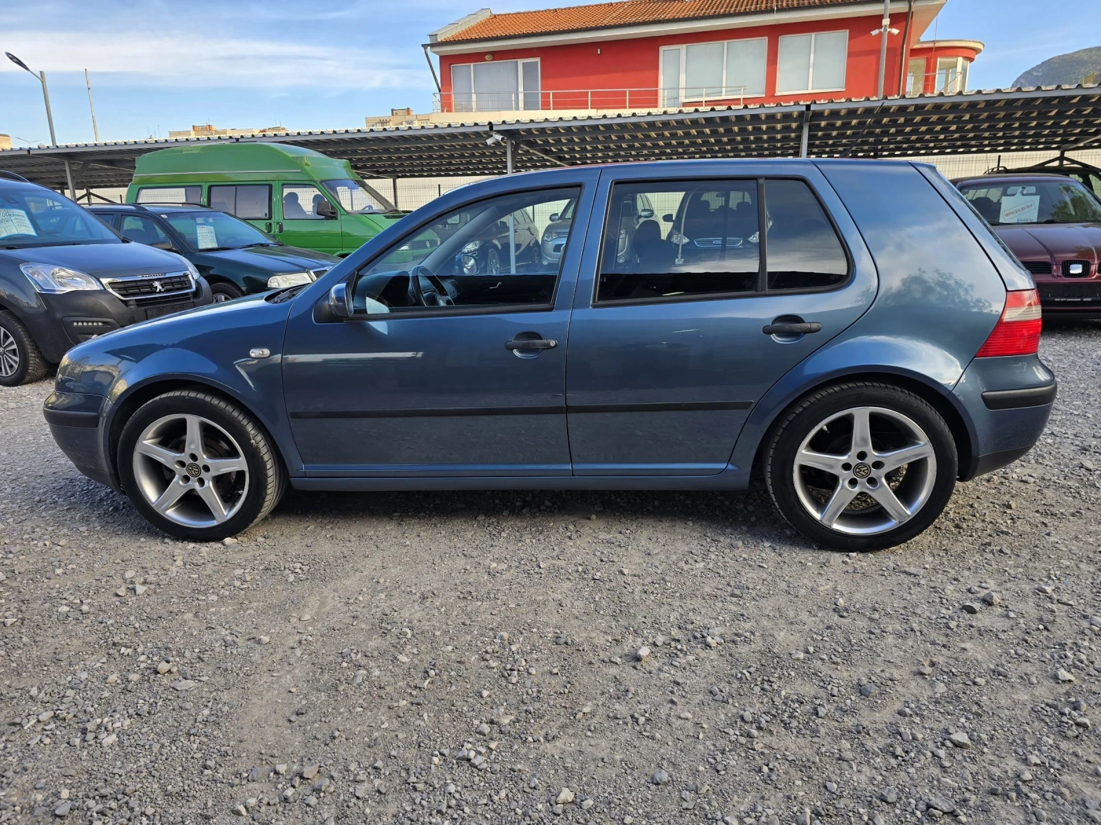 VW Golf 1.9TDI GT, снимка 5 - Автомобили и джипове - 54308590